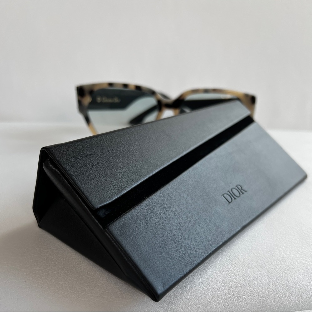 Christian Dior Diorid ID1 Sunglasses EUC - Picture 11 of 14